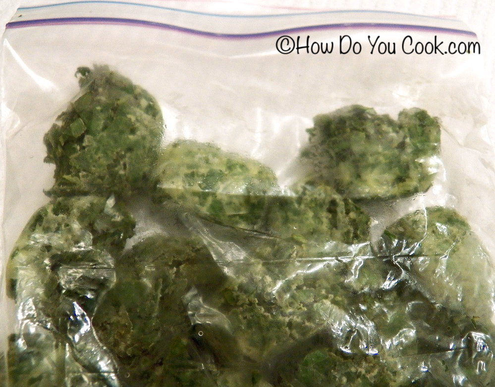 How Do You Freezing Basil in Ice Cube Trays