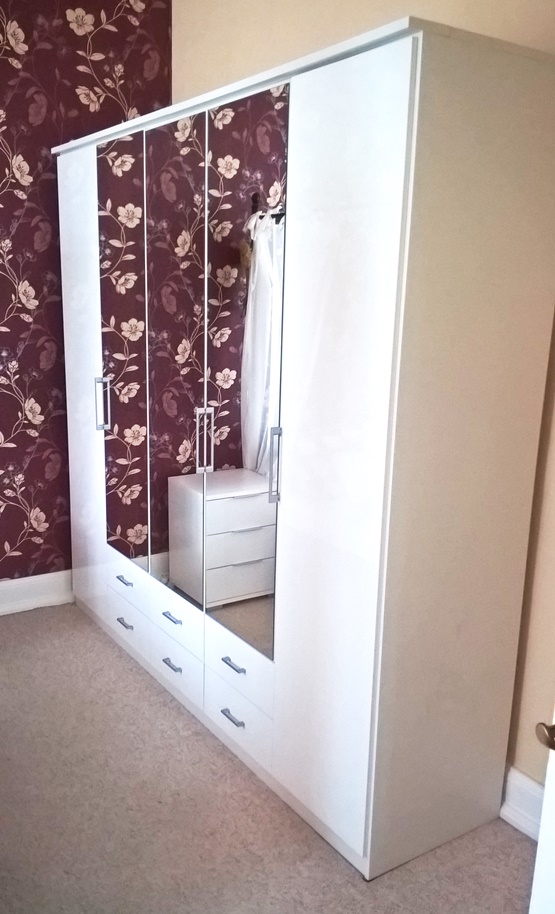 Schneeglockchen Kleiderschrank Ausmisten Und Neu Ordnen