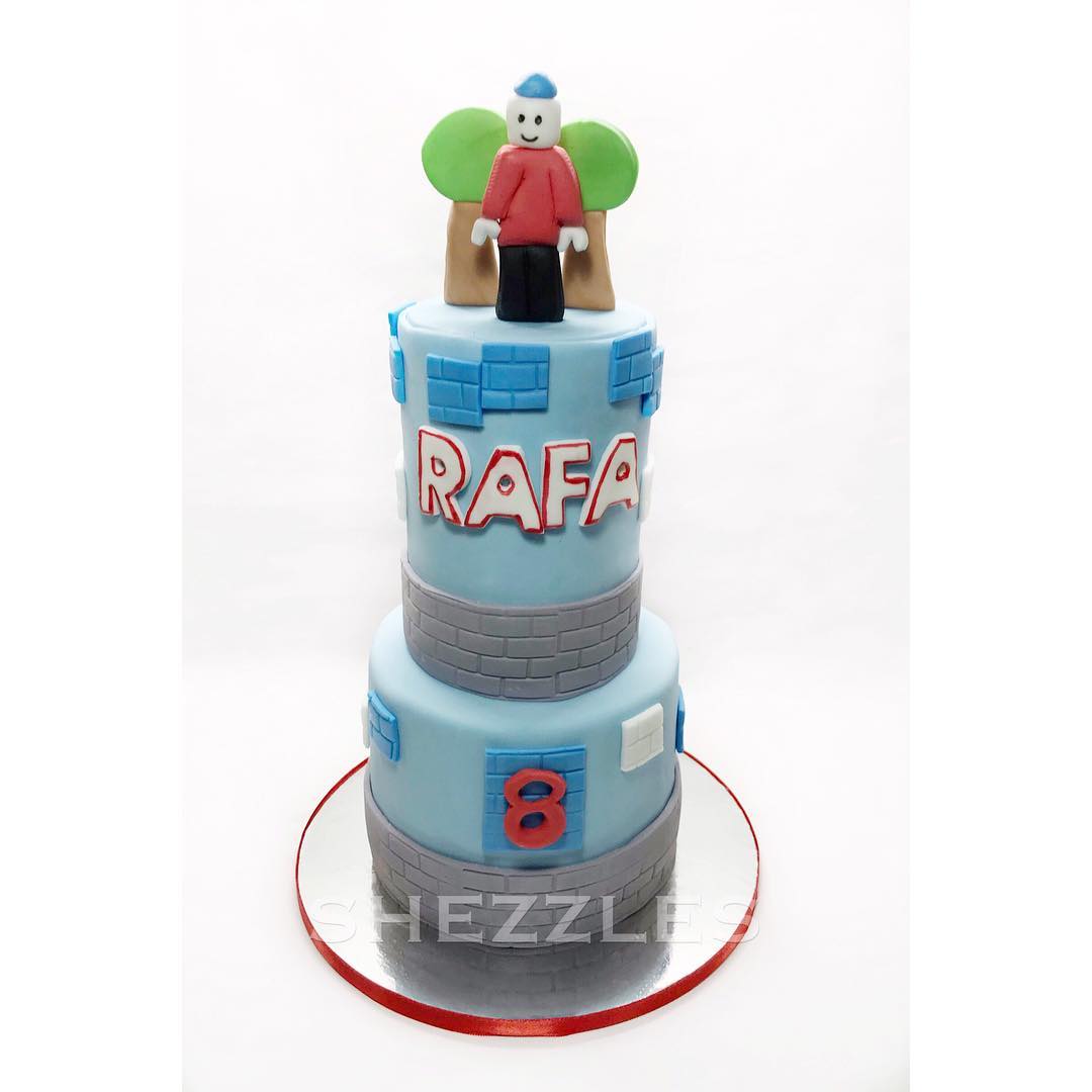 Shezzles Cakes And Pastries Roblox Cake And Cookies