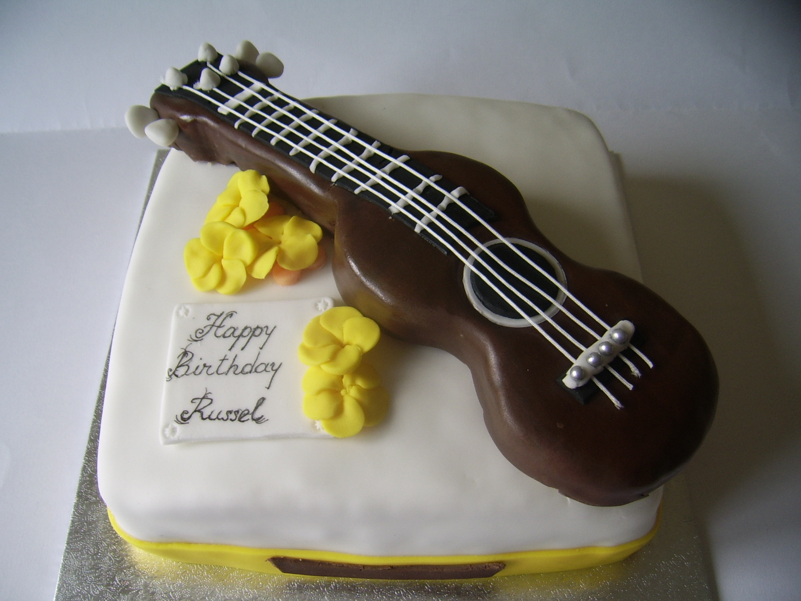 irenafoods Ukulele cake Tort ukulele Torta ukulele