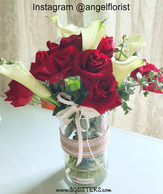 Bernardo S Flowers Bfs Cp3 Calla Lilies With Red Roses Casket Piece
