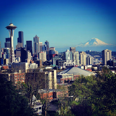 Things to Do on a Sunny Day in Seattle - View from Kerry Park