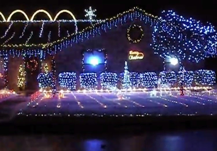 Christmas Lights Set To Music