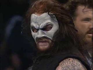 WWF / WWE SURVIVOR SERIES 95 - Undertaker returned wearing a protective mask