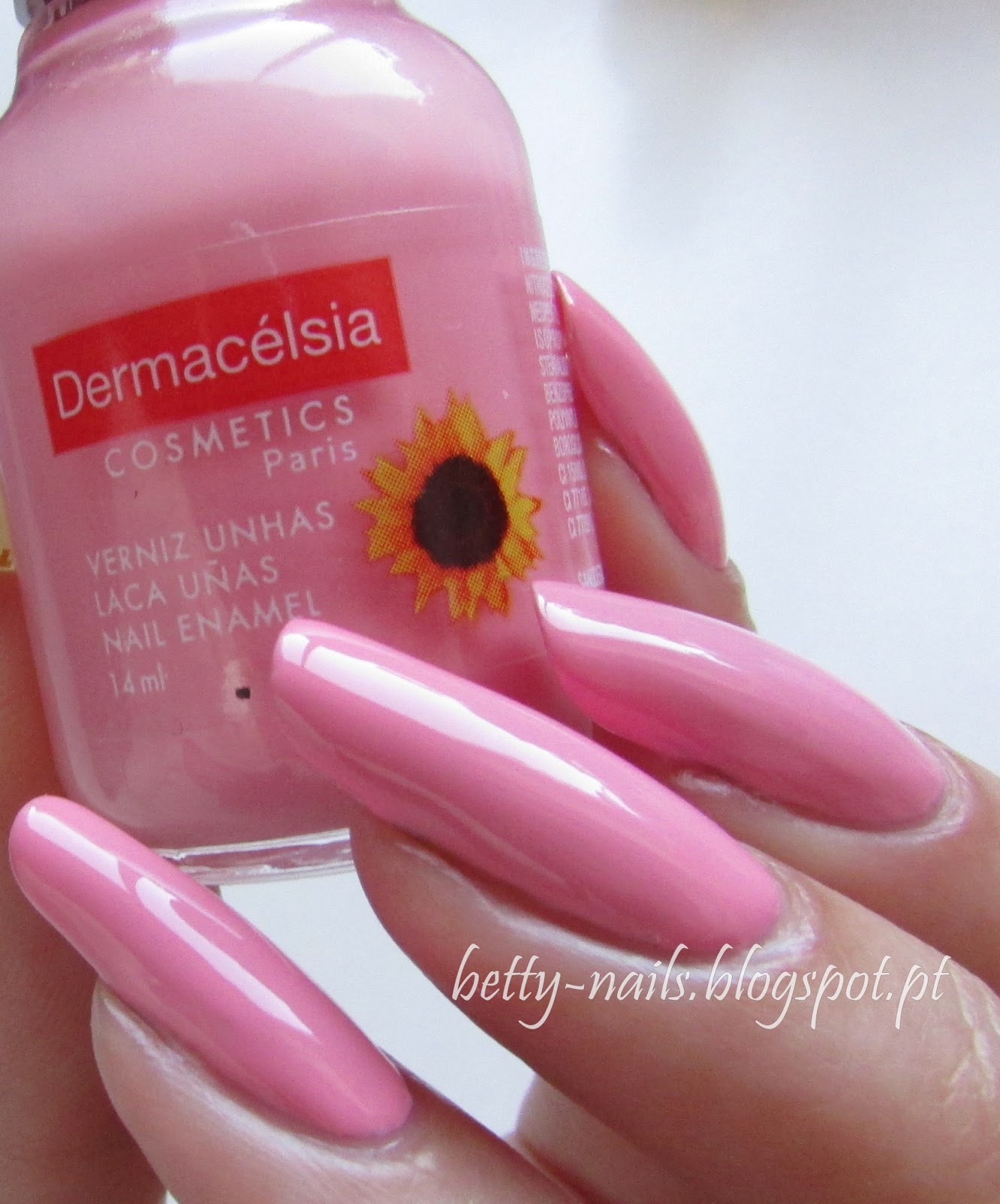 Betty Nails Dermacelsia 69 Ligh Pink , Base Coat, Cuticle Oil