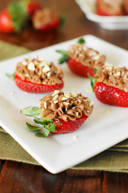 Nutella-Strawberry Cheesecake Bites
