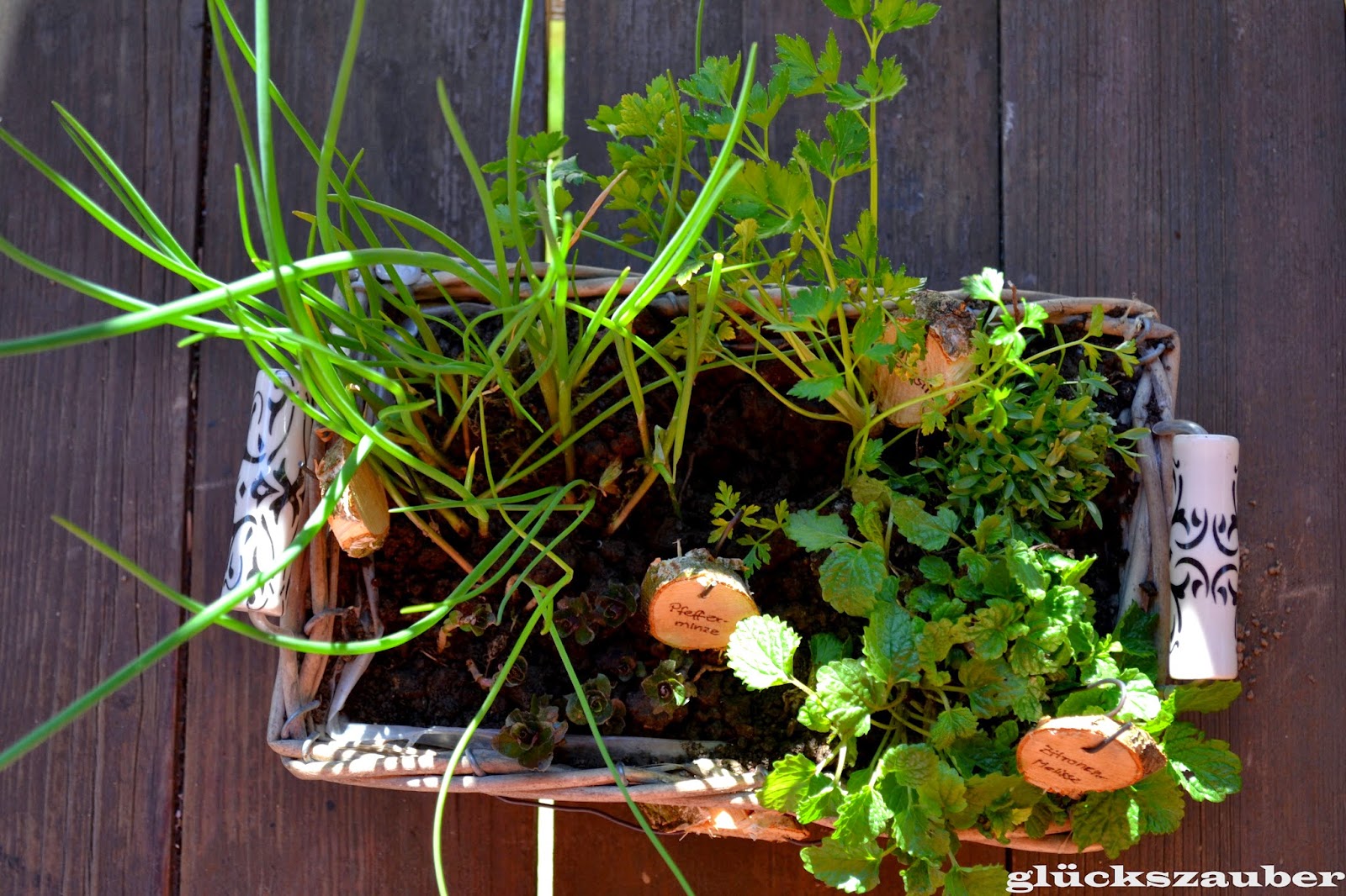 glückszauber : Diy: Kleiner Kräutergarten im Korb zum Verschenken und