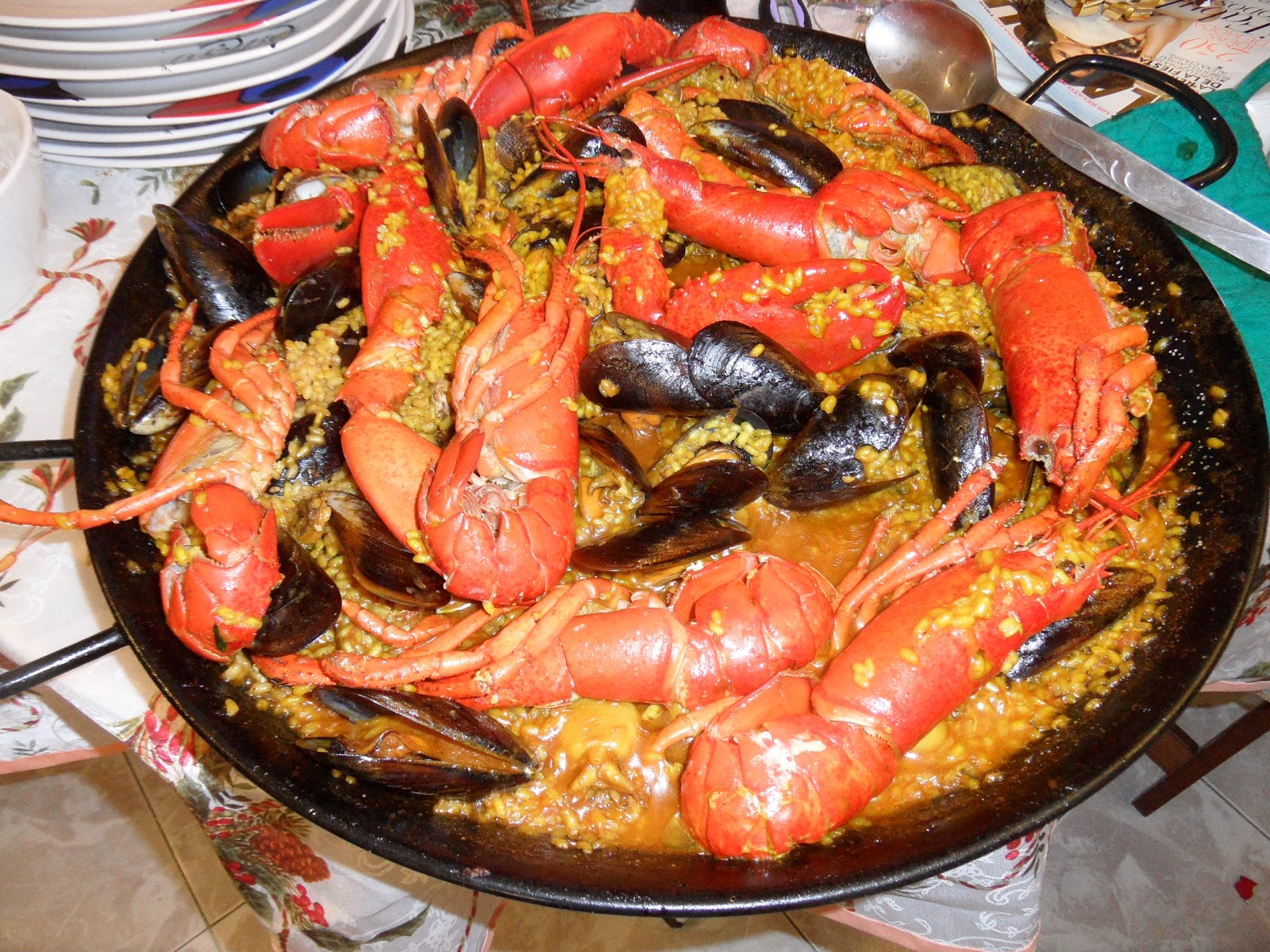 Cocina 3 Generaciones PAELLA DE BOGAVANTE