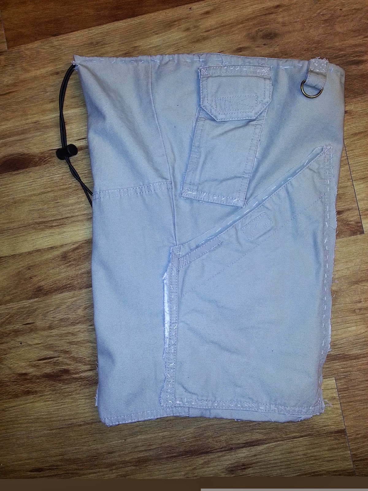 The 7 P's Blog: Handmade Ditty Bag From Old Cargo Pants