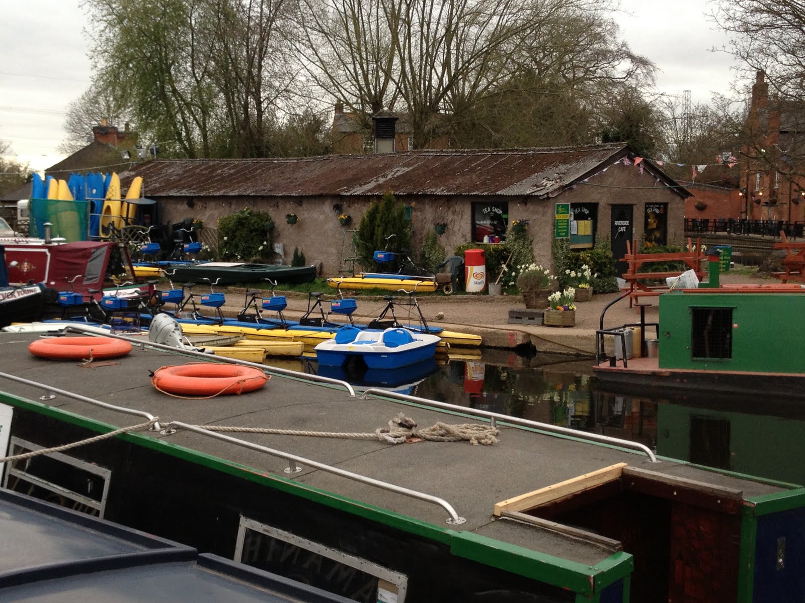Narrow Boat Albert Barrow on Soar