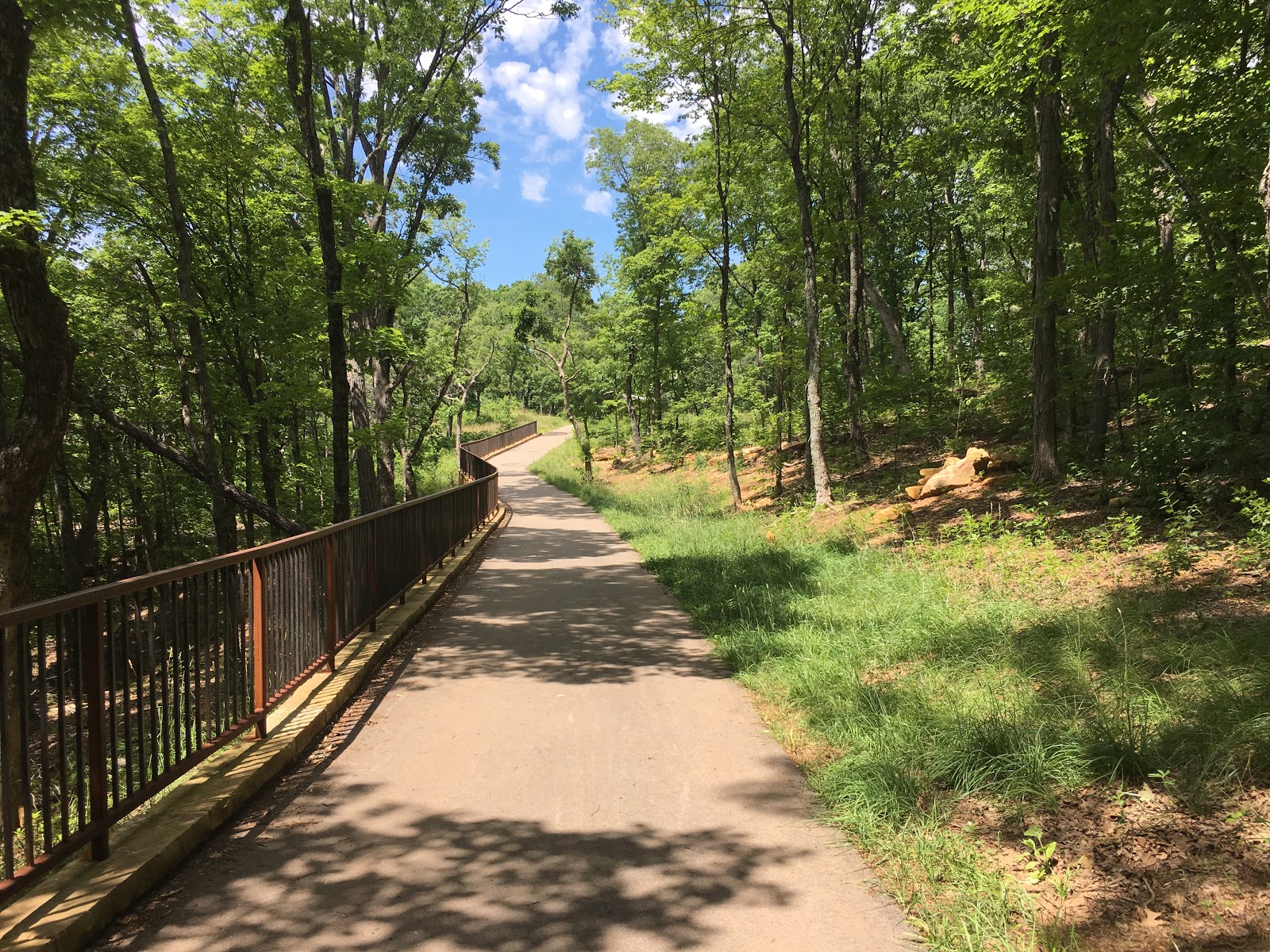 Sandstone Canyon Trail in Don Robinson State Park