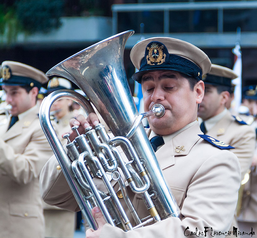 Fotos Instrumentos musicales. Bombardino FOTOS SIN PORQUE