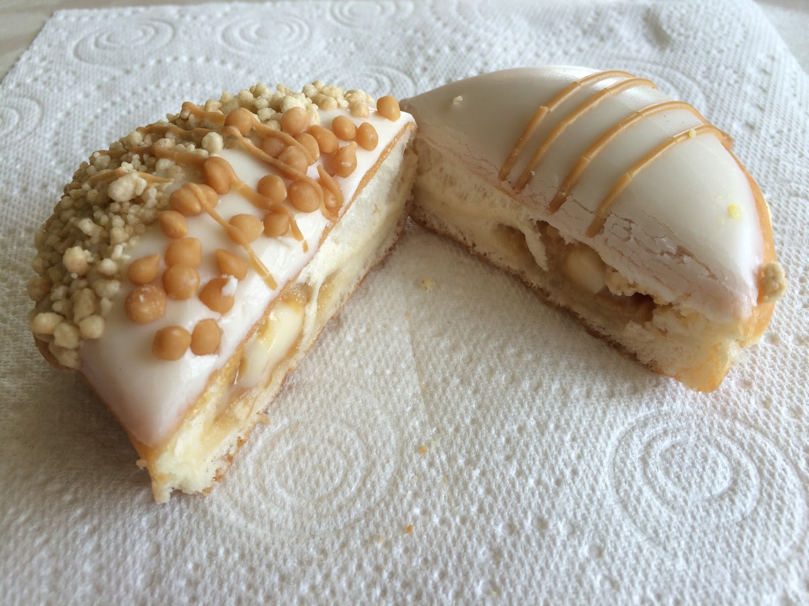 Reaching for Refreshment Review Krispy Kreme Cheesecake Doughnuts