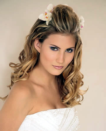 Simpla wedding hairstyles Updos For Medium Length Hair Bridal Half Updo for