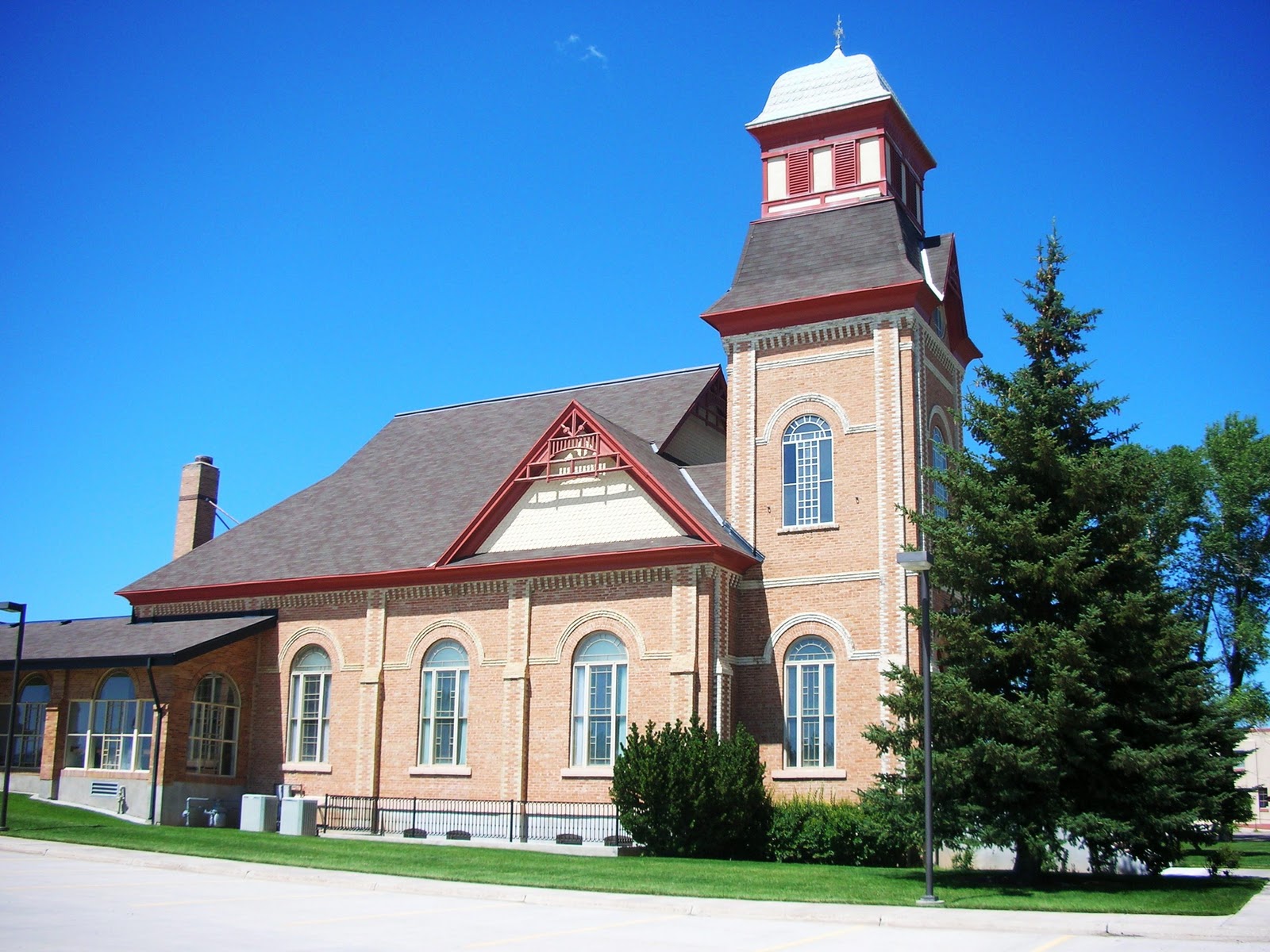 100 Historic Buildings in Utah 28 Randolph Tabernacle