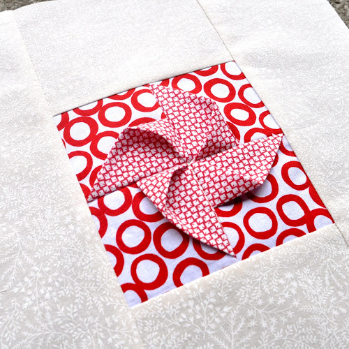 Quilting Land Origami Pinwheel Quilt Block