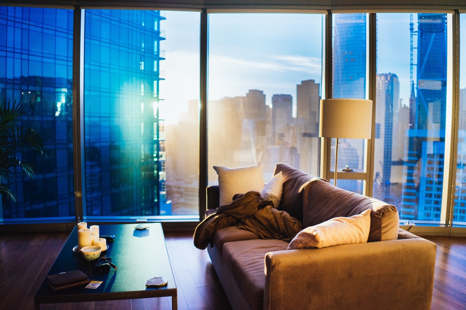 julia caban San Francisco High Rise APARTMENT TOUR (AMAZING VIEWS)