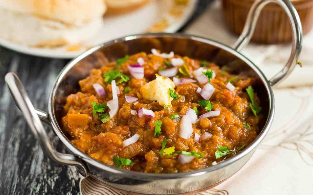 One Pot Pav Bhaji Recipe Using Preethi Electric Pressure Cooker