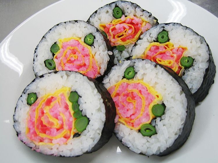 Divertidas e criativas artes feitas com Sushi