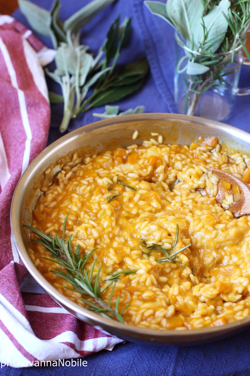 Risotto alla zucca con fontina valdostana e rosmarino la cuoca eclettica