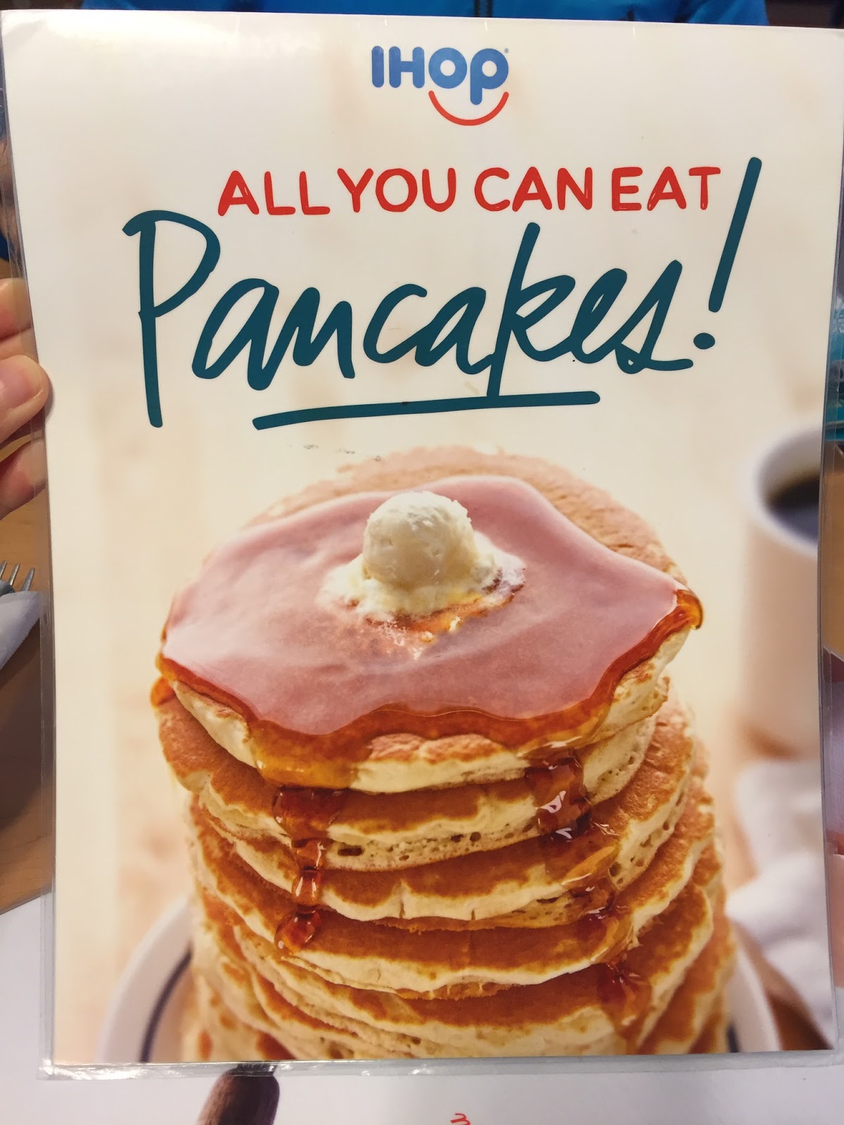 All You Can Eat Pancakes At IHOP / アイホップのパンケーキ食べ放題 I'm Made of Sugar