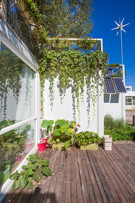 Shipping Container Homes & Buildings: Sustainable Modular Container ...