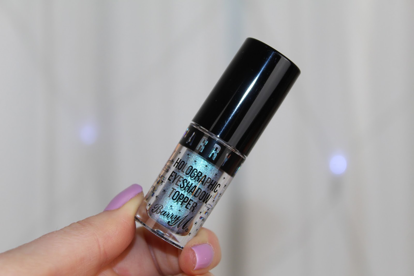 Window to The beauty: Barry M Holographic Eyeshadow Topper Review