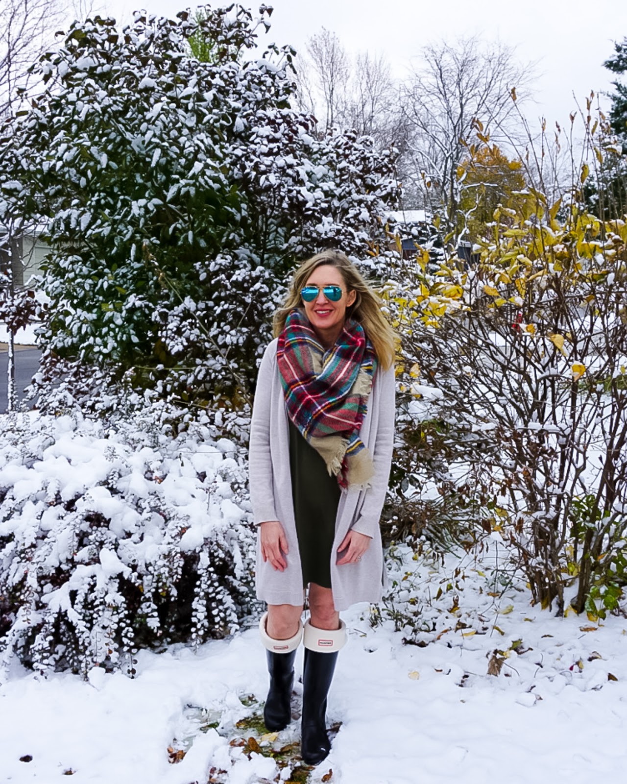 how to wear Hunter Boots with a dress