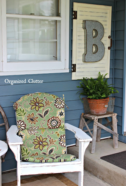 Vintage Decor on the Covered Patio www.organizedclutter.net
