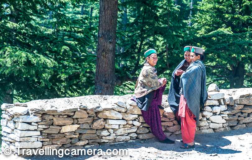 When you are Kalpa, plan a visit to Rekong Peo and look for following stuff (Things to buy in Kalpa or Rekong Peo in Kinnaur, Himachal Pradesh) :  1. Kinnauri Topi 2. Shawls or woolens 3. Kinnauri Apples during apple season 4. Local Almonds, Apricots, Chilgoza etc 5. Rajmah Beans  And when you walk around, I am sure you will more stuff  worth for your home or friends/family.
