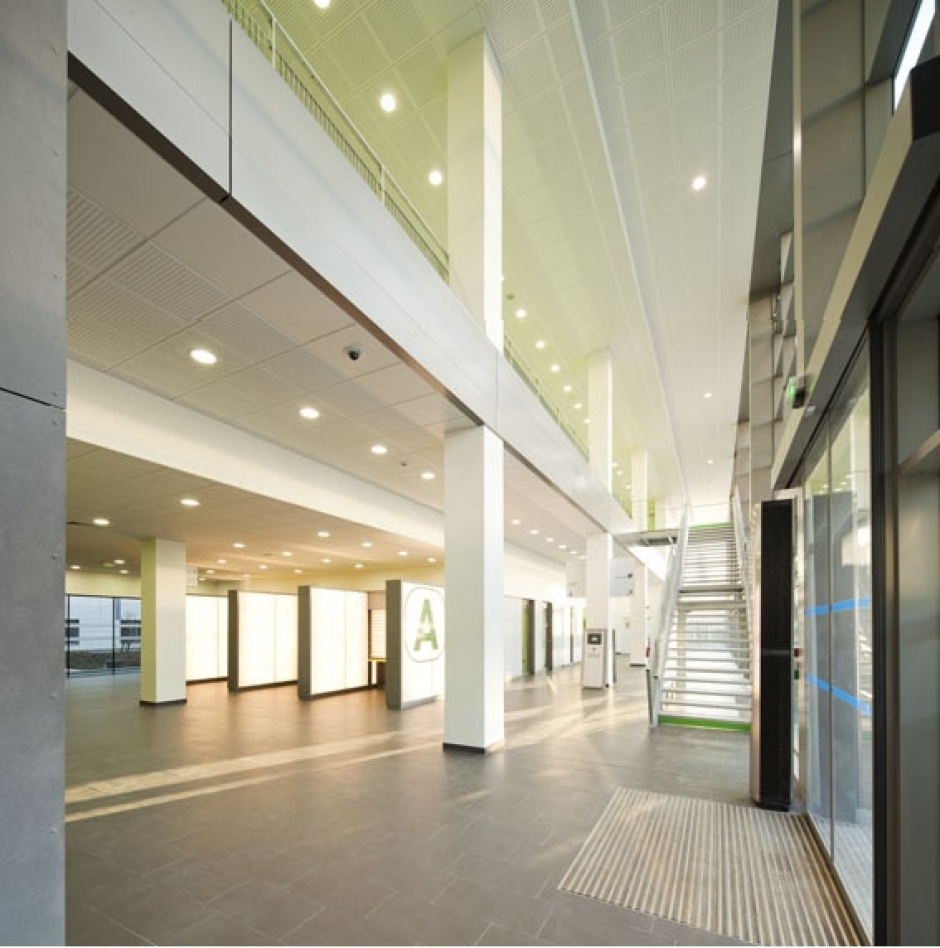 Chen Gai France ) hopital sud francilien