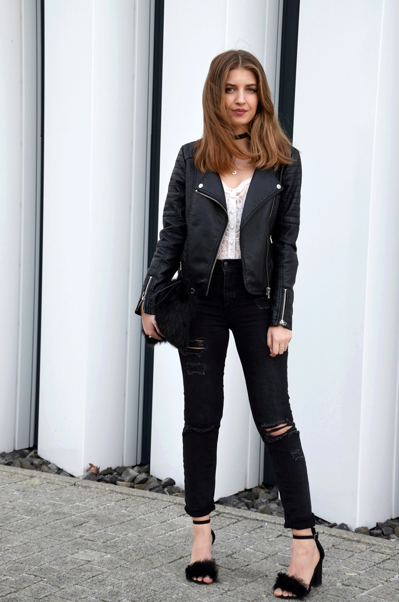 smells_like_fashion_black_white_4.JPG