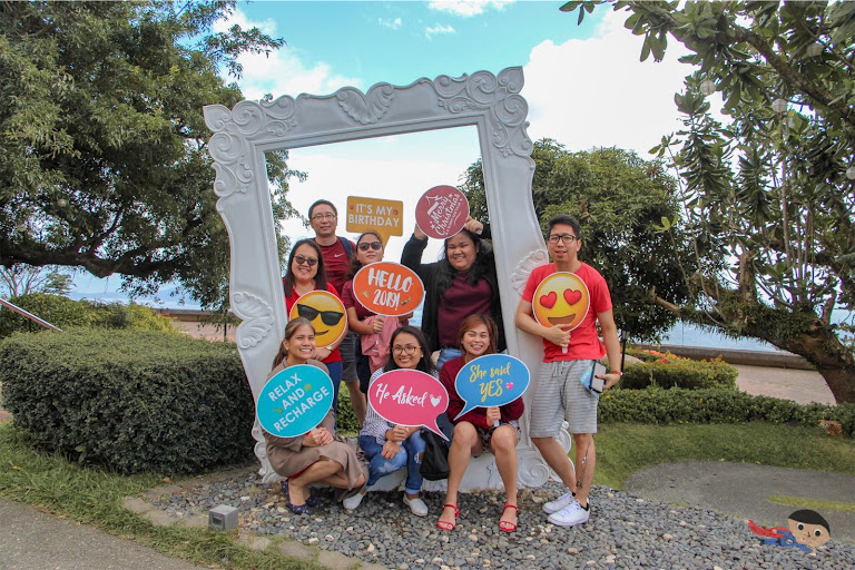 FMD Team 2018 in Taal Vista Hotel's Garden, Tagaytay