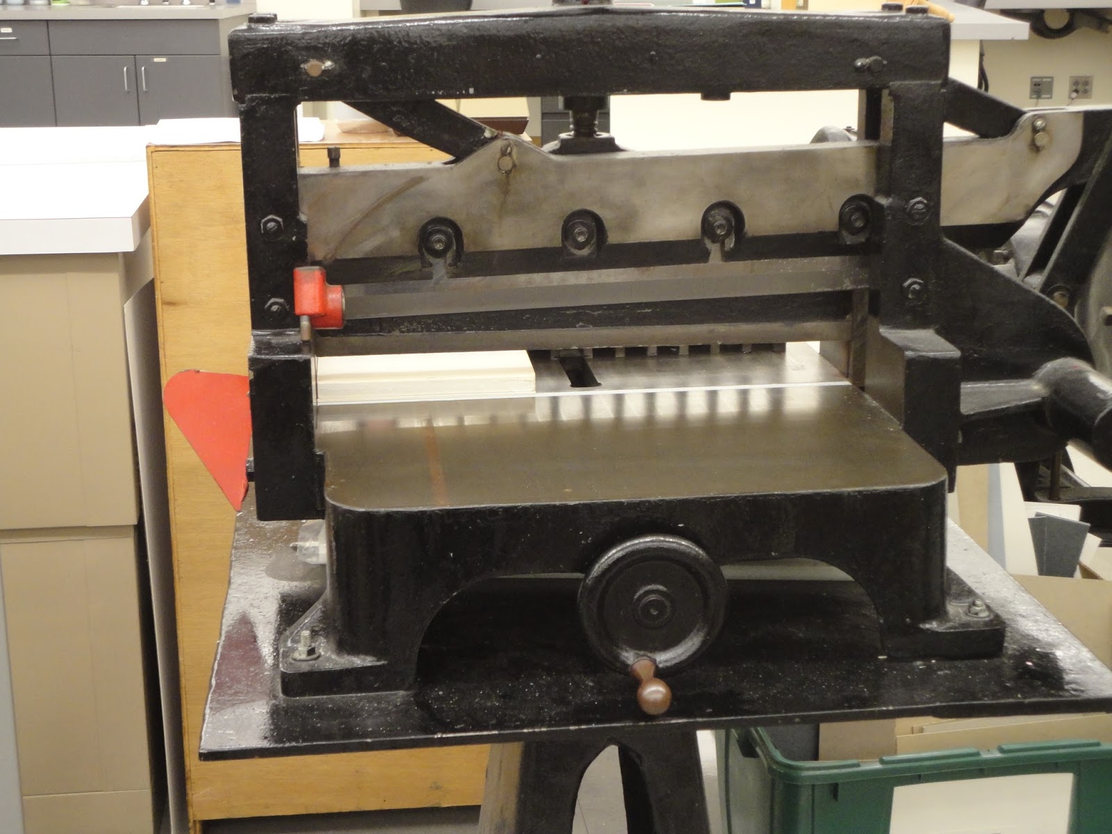 Preservation Services at Dartmouth College DoubleFan Adhesive Binding