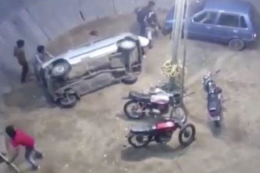 c Horrific moment stuntman performing in Well of Death, falls and get crushed by car (video)