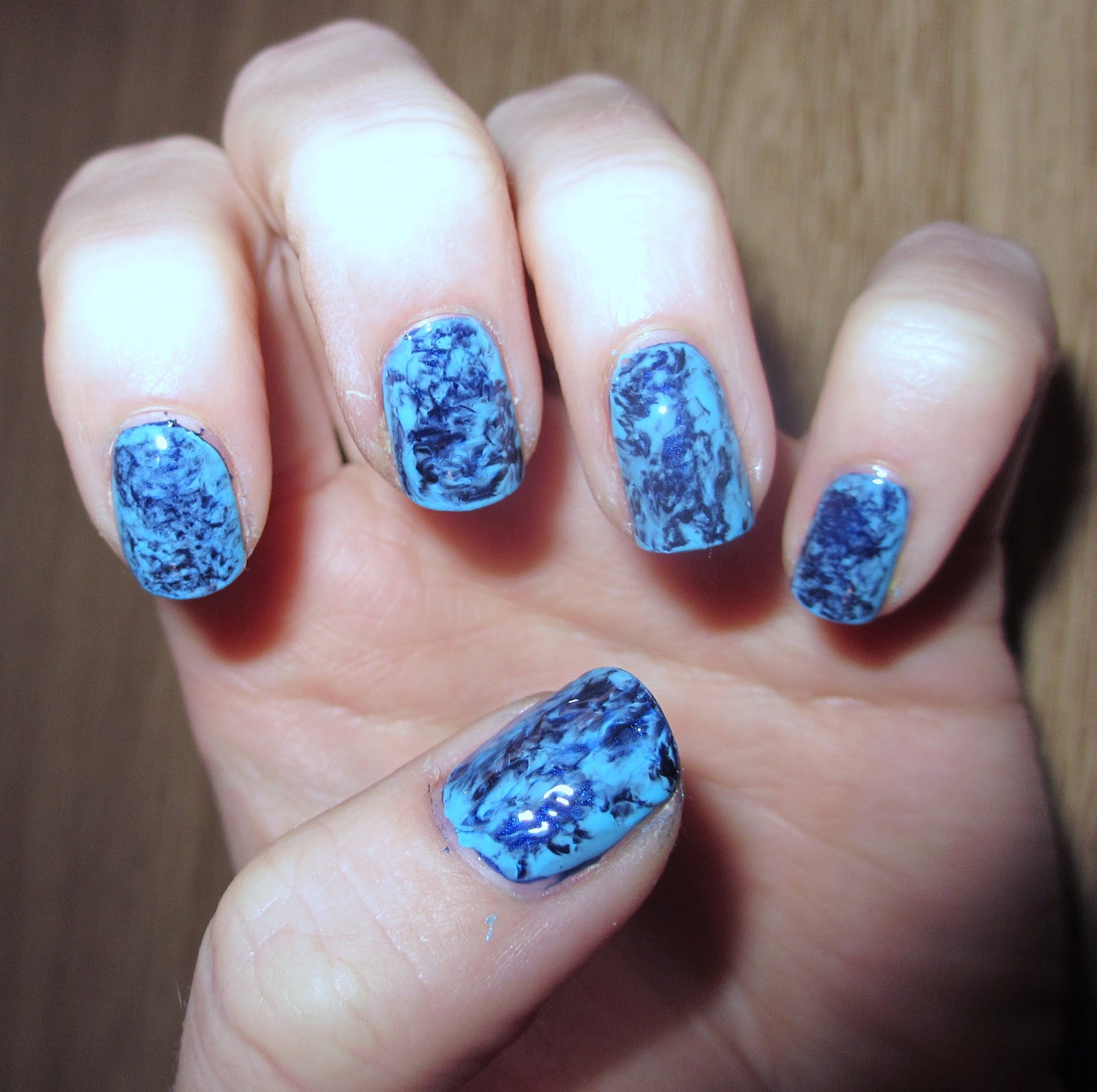 A little bit of everything....: Cling Film Nail Art Tutorial