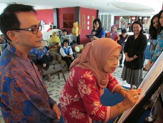 Galang Dana Sosial, XL Luncurkan “Xmartdonasi”