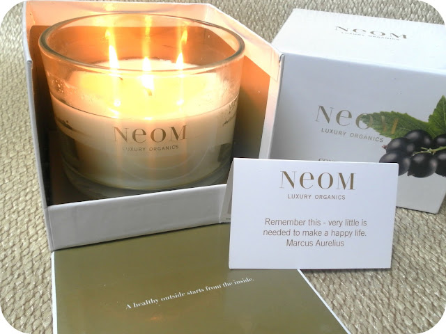 A picture of NEOM Contentment Candle