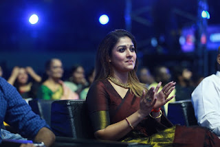 Nayanthara New Saree Stills At Zee Cine Awards Tamil 2020 Nayanthara New Saree Stills At Zee Cine Awards Tamil 2020