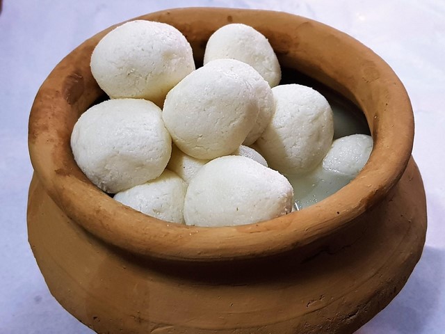 Delicious Food and Cuisine In Kolkata Delicious Food and Cuisine In Kolkata