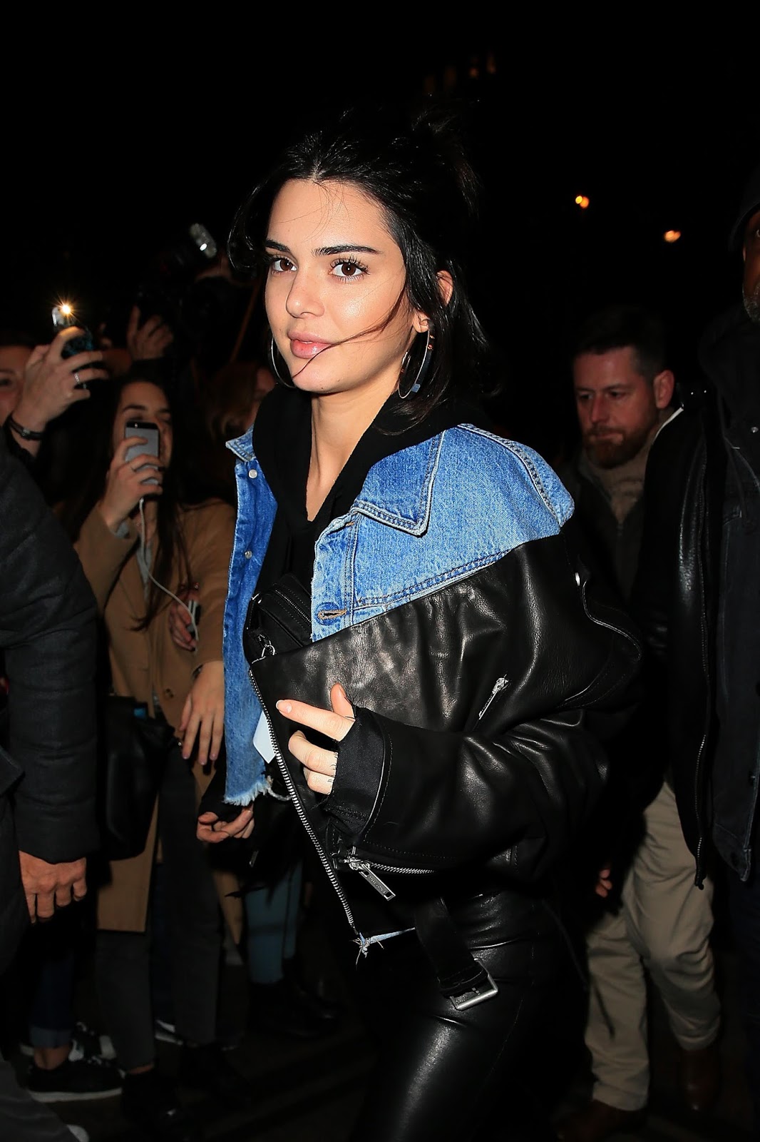 Lovely Ladies in Leather: Kendall Jenner in leather jacket & pants