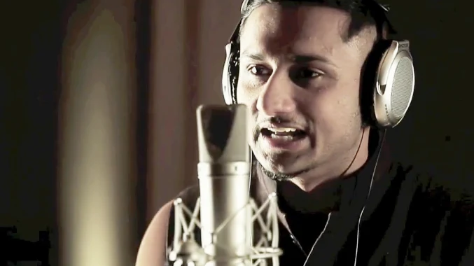 Achko Machko Gaaveli Song Lyrics/Video - Yo Yo Honey Singh