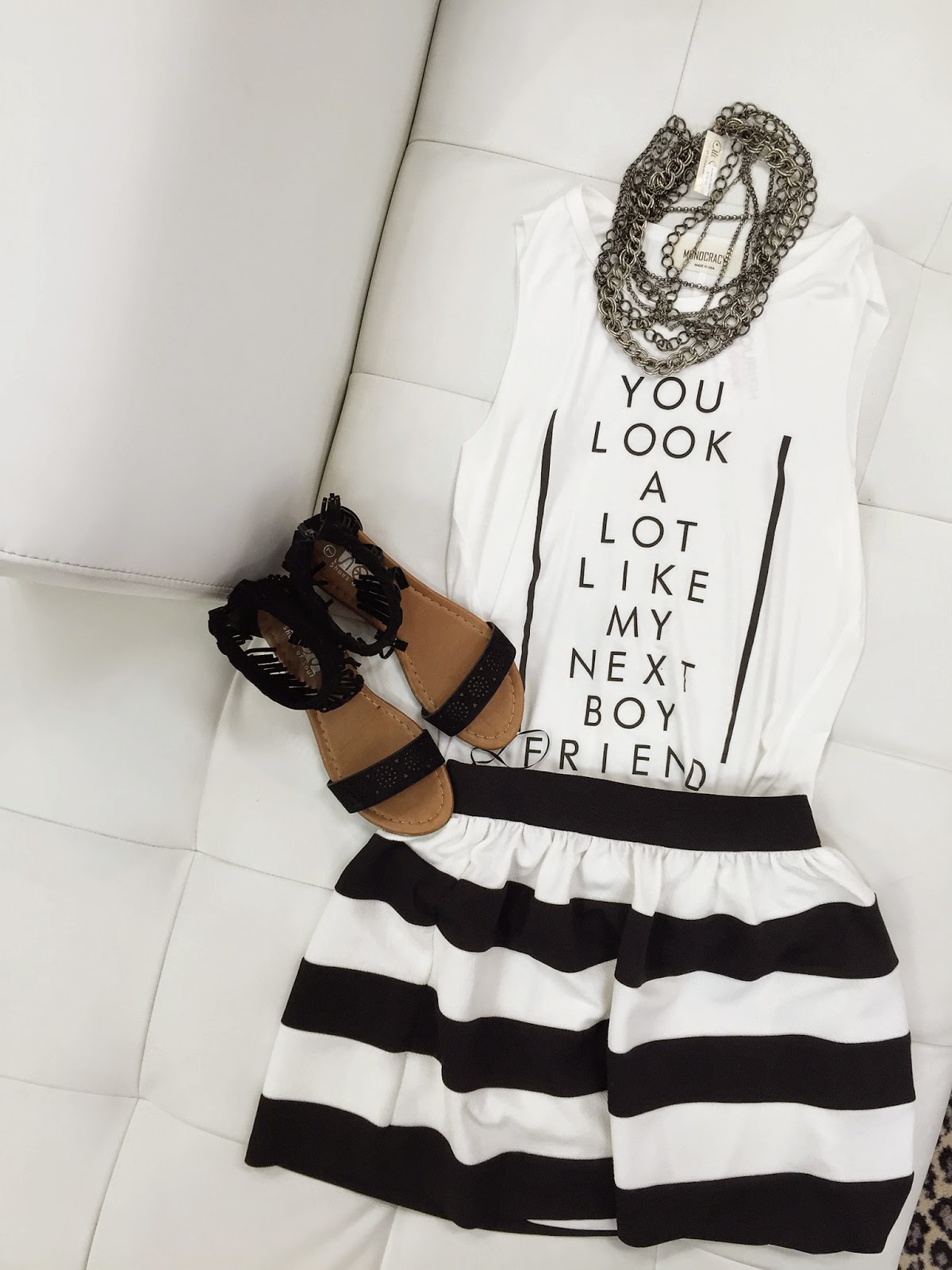 Flourish Boutique & Gallery: Fashion Trend: GRAPHIC TEES