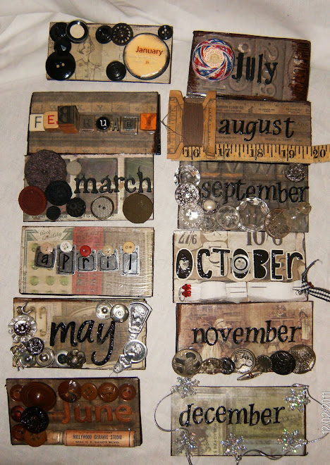 months for the "Vintage Buttons" calendar