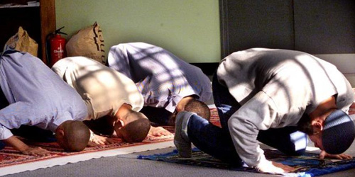 Pekerja Muslim di Amerika Ditanya Pilih Agama Atau Pekerjaan, Akhirnya Inilah Balasan yang Diterima Bosnya