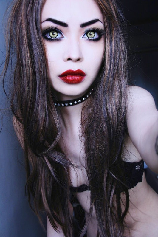 Wylona Hayashi  - http://sadwylona.tumblr.com/