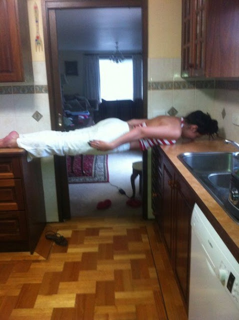 Planking-in-Australia-1.jpg