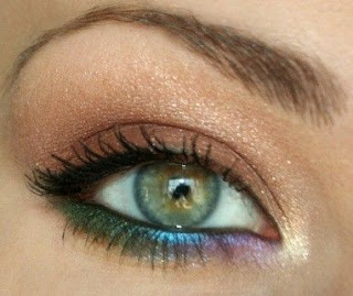 Simply, Autumn Rush: Pretty Peacock Eyeliner Two Ways: A Tutorial