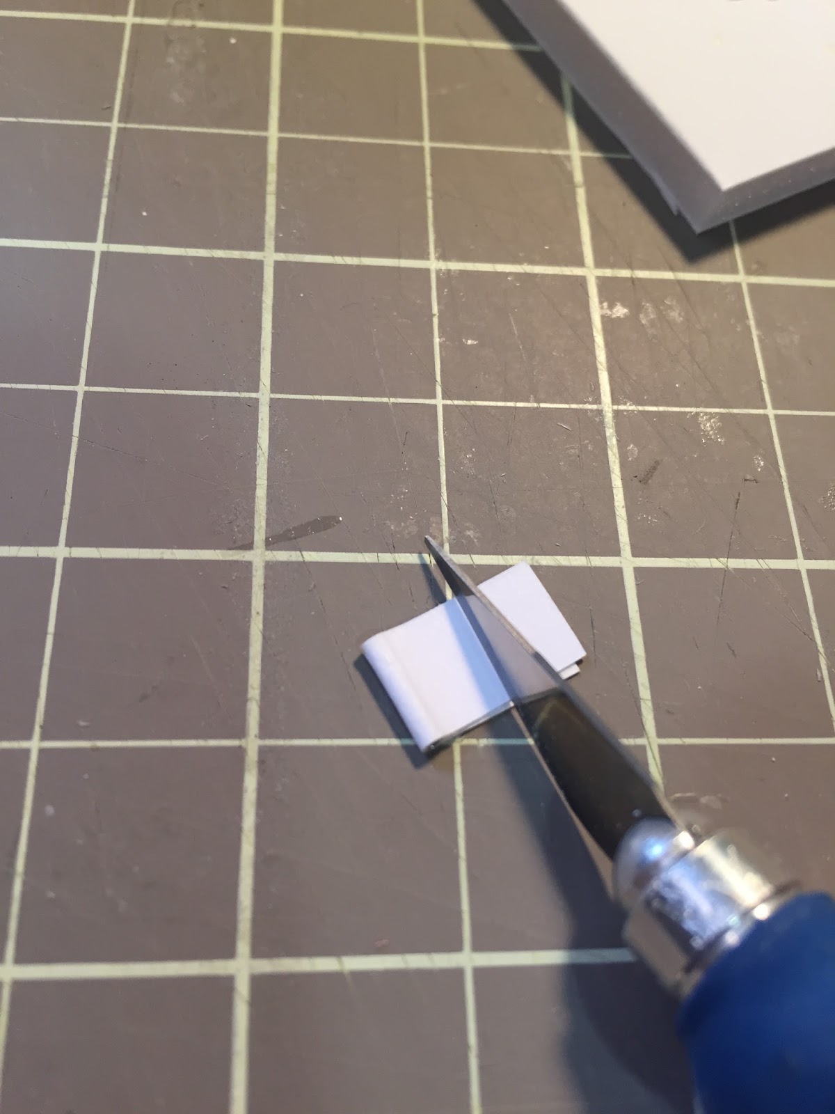 Dollhouse door hinge tutorial The Kinfeld