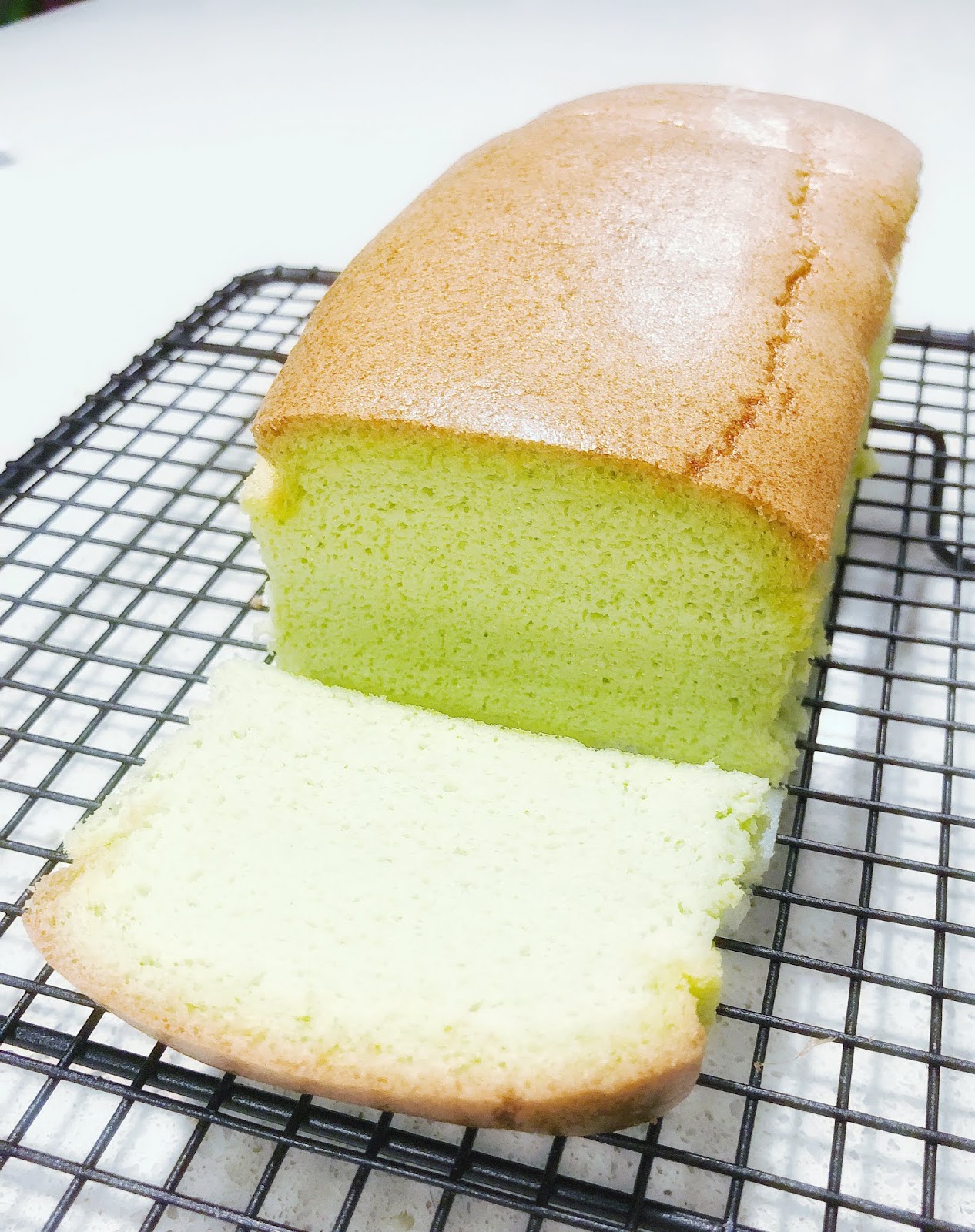 Keto Pandan Ogura Cake